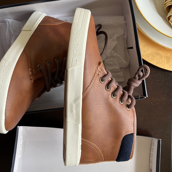 Nautica youth causal shoe - Picture 3 of 5